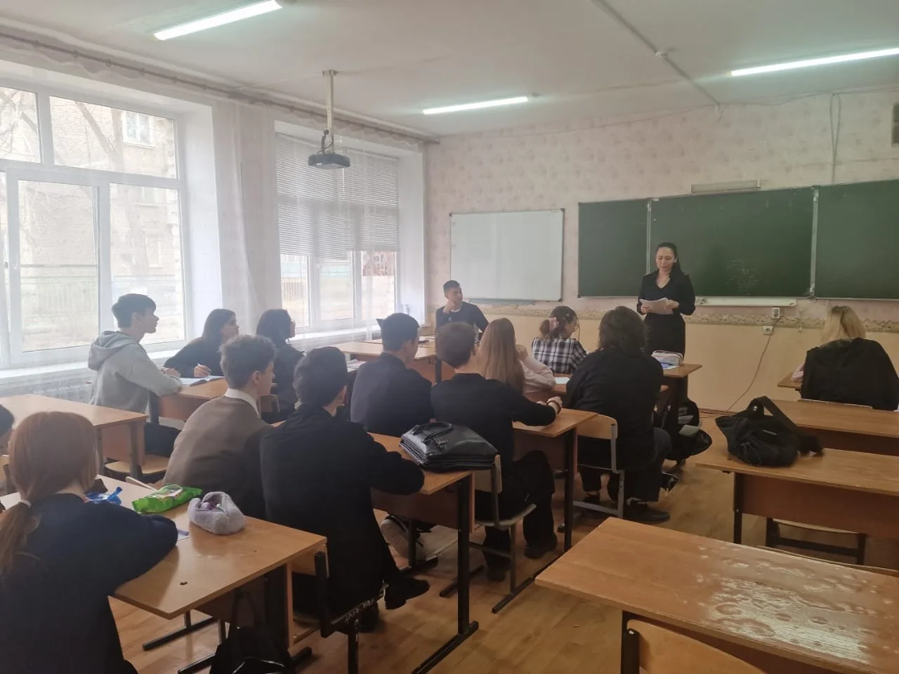 В рамках второго этапа Общероссийской антинаркотической акции «Сообщи, где торгуют смертью» учащиеся 9-х классов стали участниками профилактической беседы по теме «Употребление наркотиков и психотропных веществ